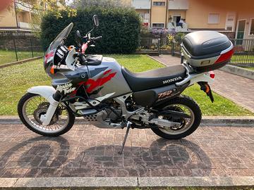 Honda Africa Twin xrv 750 rd07a