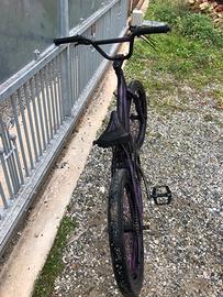 BMX bicicletta