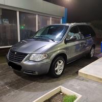 Chrysler Voyager 2.5 CRD, 7 posti (IN GARANZIA)