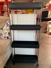 Carrellino con ruote