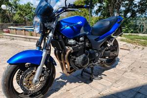 Kawasaki zr7