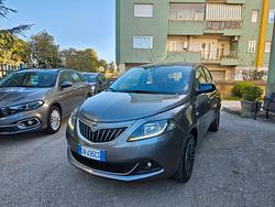 Lancia Ypsilon 1.0 FireFly 5 porte S&S Hybrid Gold