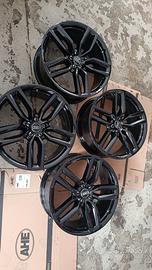 Cerchi in lega da 21 per Audi