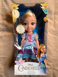 Bambola cenerentola Disney - NUOVA NELLA SCATOLA