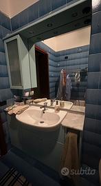 Mobile bagno con specchio