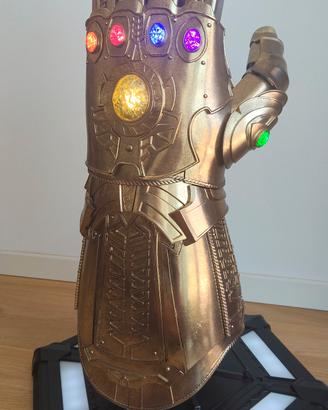 guanto dell' Infinito di Thanos 