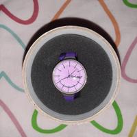 Orologio viola nuovo talco