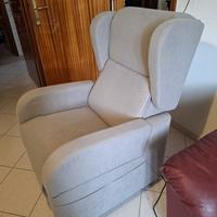Poltrona elevabile Gilda Antano