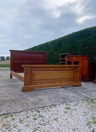 Letto matrimoniale in legno massello