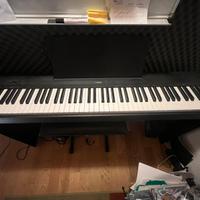 Pianoforte digitale Yamaha P-145