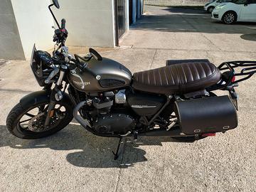 Triumph street twin 900