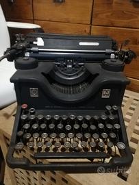 macchina per scrivere   olivetti M40