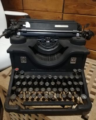 macchina per scrivere   olivetti M40