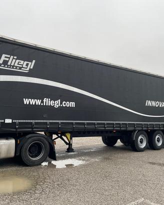 Semirimorchio centinato Fliegl