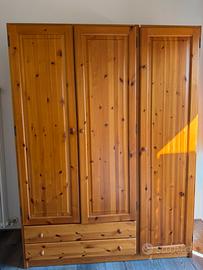 Armadio montagna in legno massello 140x190 - 500€