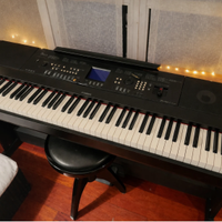 Pianoforte digitale Yamaha Portable Grand DGX 650