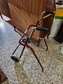 Deambulatore rollator