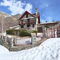 VILLA SINGOLA A USSEGLIO