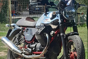 Moto Guzzi V7 Racer - Eleganza senza tempo