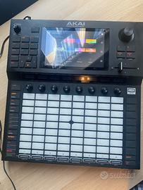 Akai Force + decksaver