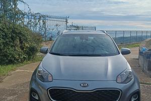 Kia Sportage anno 2021 Mhev cambio automatico