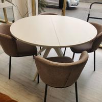 Tavolo tondo allungabile in legno di design