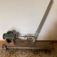 Antica pompa da travaso vino