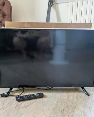 Tv 32" LED-TV DVB C/S2/T2  marca: OK.