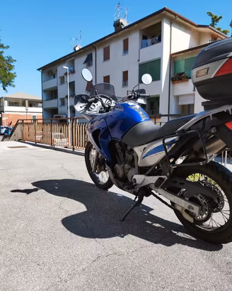 Honda transalp 650
