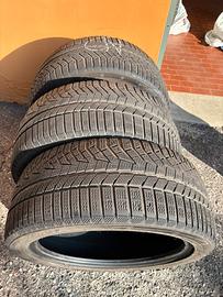 Gomme auto