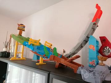 Monster truks hotweels