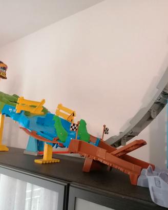Monster truks hotweels