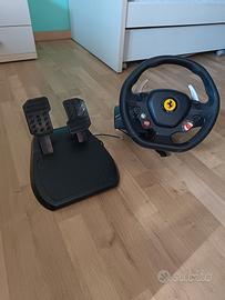 Volante e pedaliera Thrustmaster Ferrari 458 RW