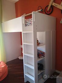 LETTO A SOPPALCO IKEA SMÅSTAD CON ARMADIO