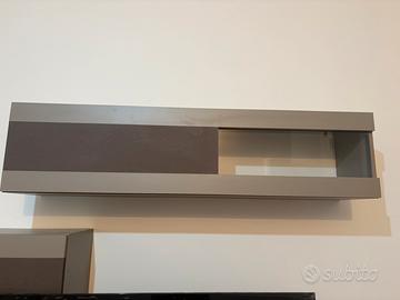 Coppia di pensili moderni – NUOVI MAI UTILIZZATI