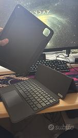 Custodia per iPad con Tastiera Retroilluminata &⤵️