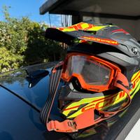 Casco da motocross scorpion usato pochissimo