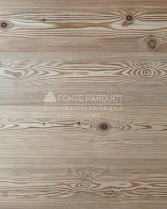 Parquet Larice verniciato naturale