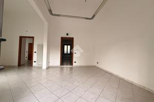 NEGOZIO A NOVI LIGURE