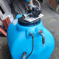 Serbatoio con motore