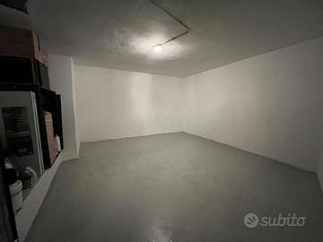Garage / magazzino di 25 mq