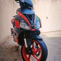 Aprilia SR 50 r