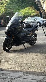 Yamaha tmax 560 tech max