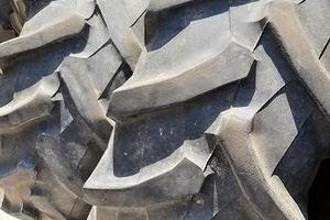 Coppia pneumaticiusati 16.5 85 24 goodyear