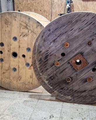 Due bobine legno 140 diametro