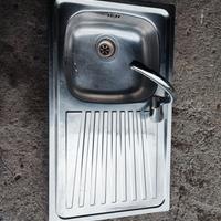 lavello con monocomando