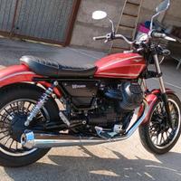 Moto Guzzi V9 roamer