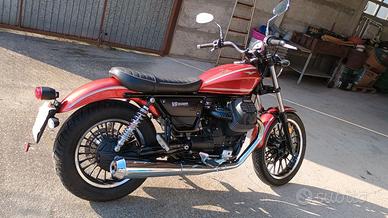 Moto Guzzi V9 roamer
