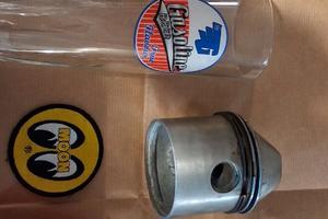 HARLEY Vintage hot rod scowled