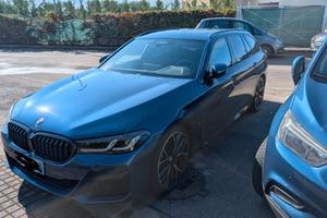 BMW 540 Tourimg X Drive